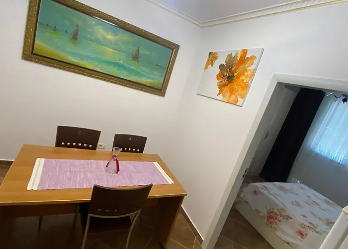 Albi Apartmet Beachfront In Shengjin