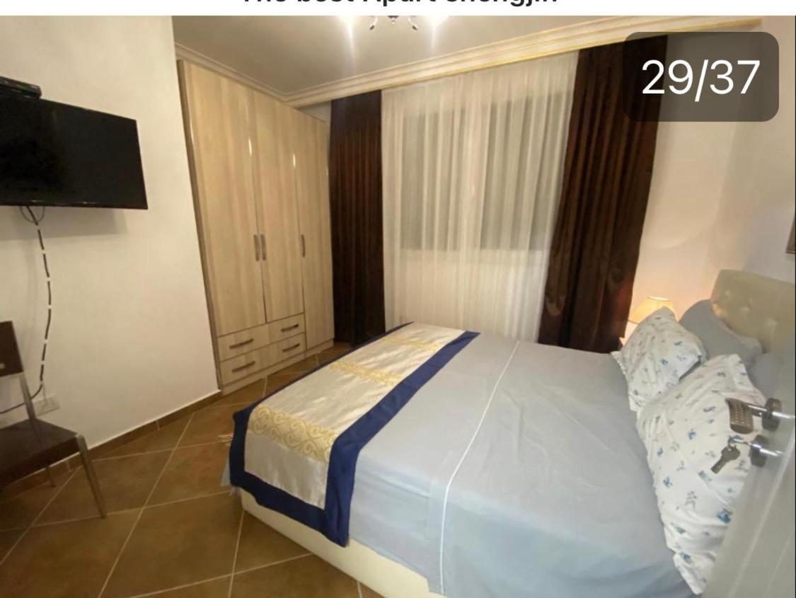 Апартаменты Albi Apartmet Beachfront In *